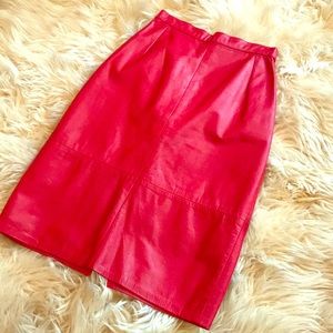 1980’s Red Leather Pencil Skirt! 🤘🏻🔥❤️